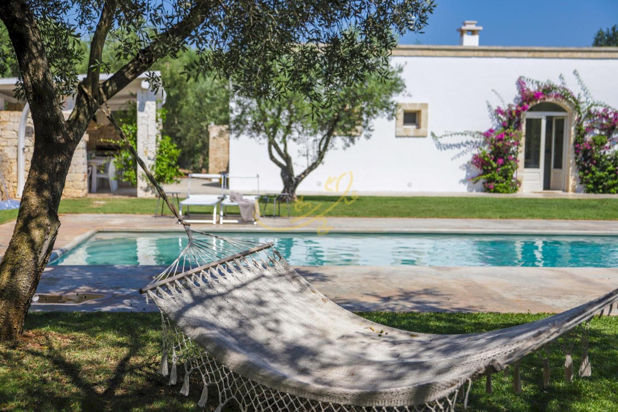 Td Dimora Del Giglio With Organic Garden With Pool Villa Ostuni Kültér fotó